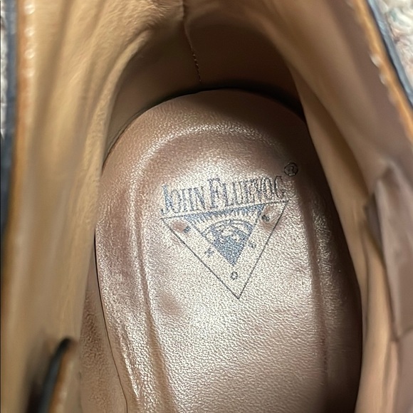 Fluevog Black floral print/patent leather Lace-Up Ankle Boots - Picture 2 of 12